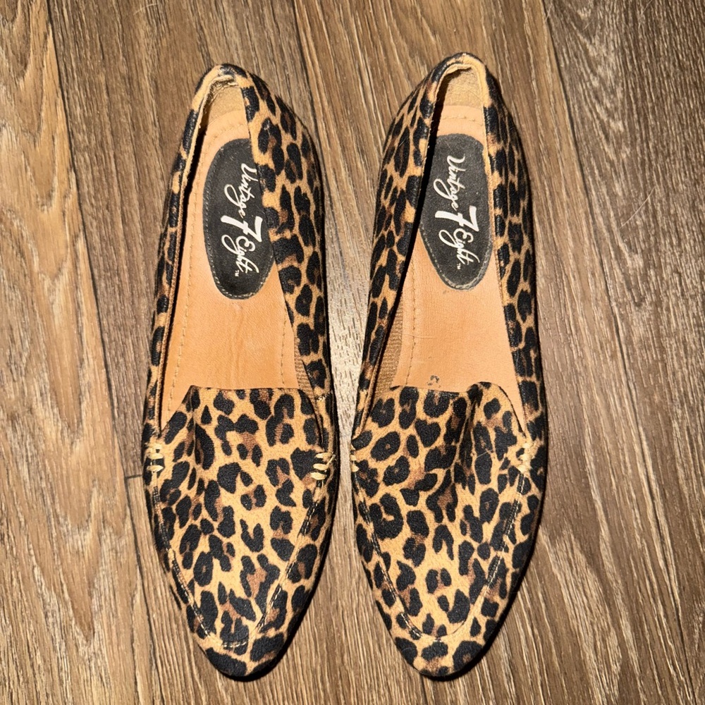 Vintage 7 Eight Leopard Print shoes size 7.5